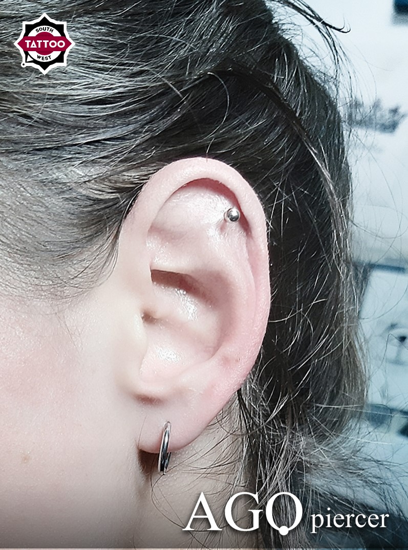 piercing - helix