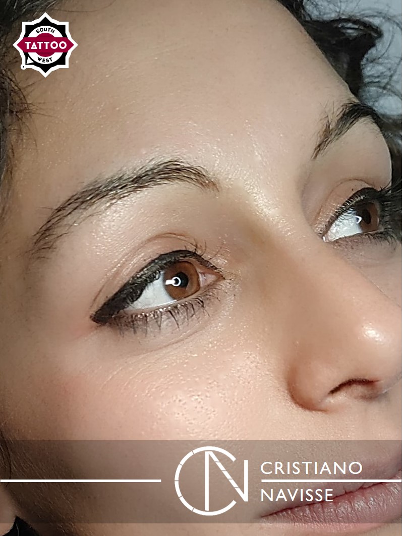 trucco semipermanente - sopracciglia donna